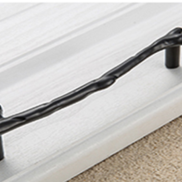 يد صينية جذع شجرة اسود وفضي