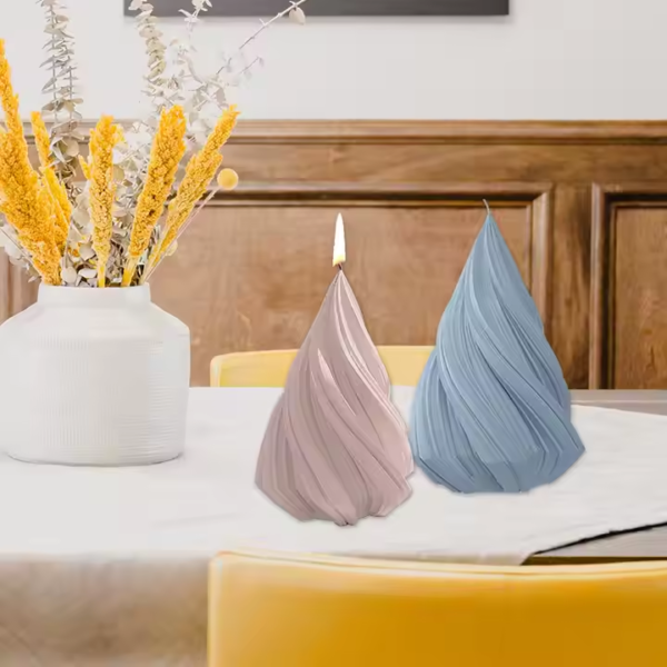 قالب شمعة مخروطي